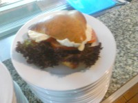 Lancha mit Mozarella,Salat,Tomat